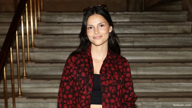 Inde Navarrette Attends First Major Fashion Show Amid 'Obsession ...