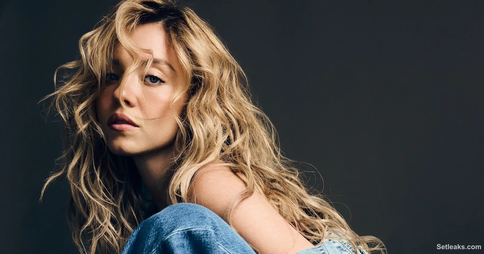Sydney Sweeney Stars in American Eagle's Low-Rise Denim Campaign