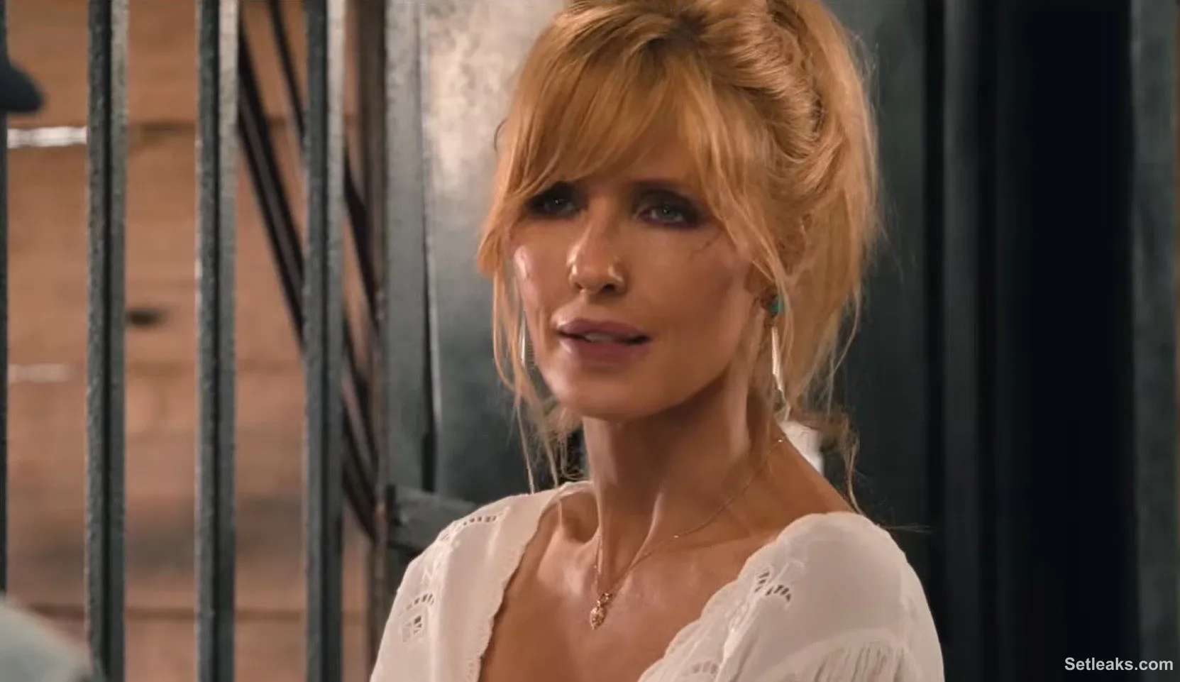 Kelly Reilly Says Fans Can Influence 'Dutton Ranch' Character Returns