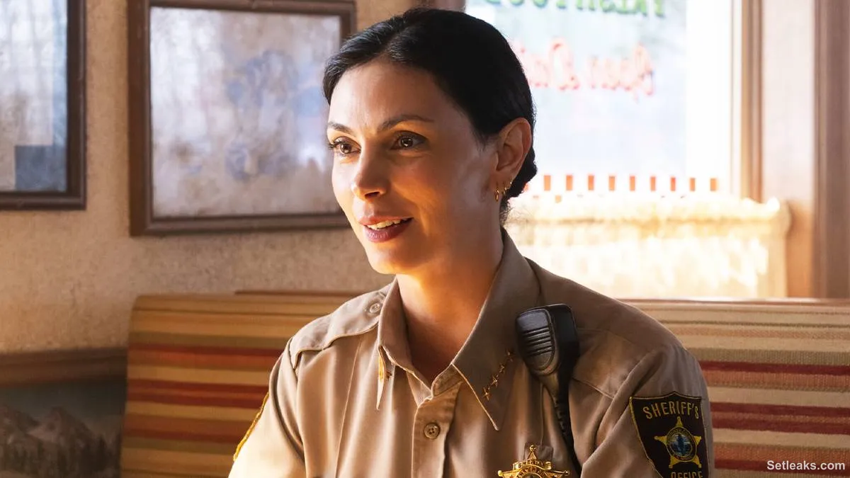 Sheriff Country' Star Reveals Why She Joined the 'Fire ...