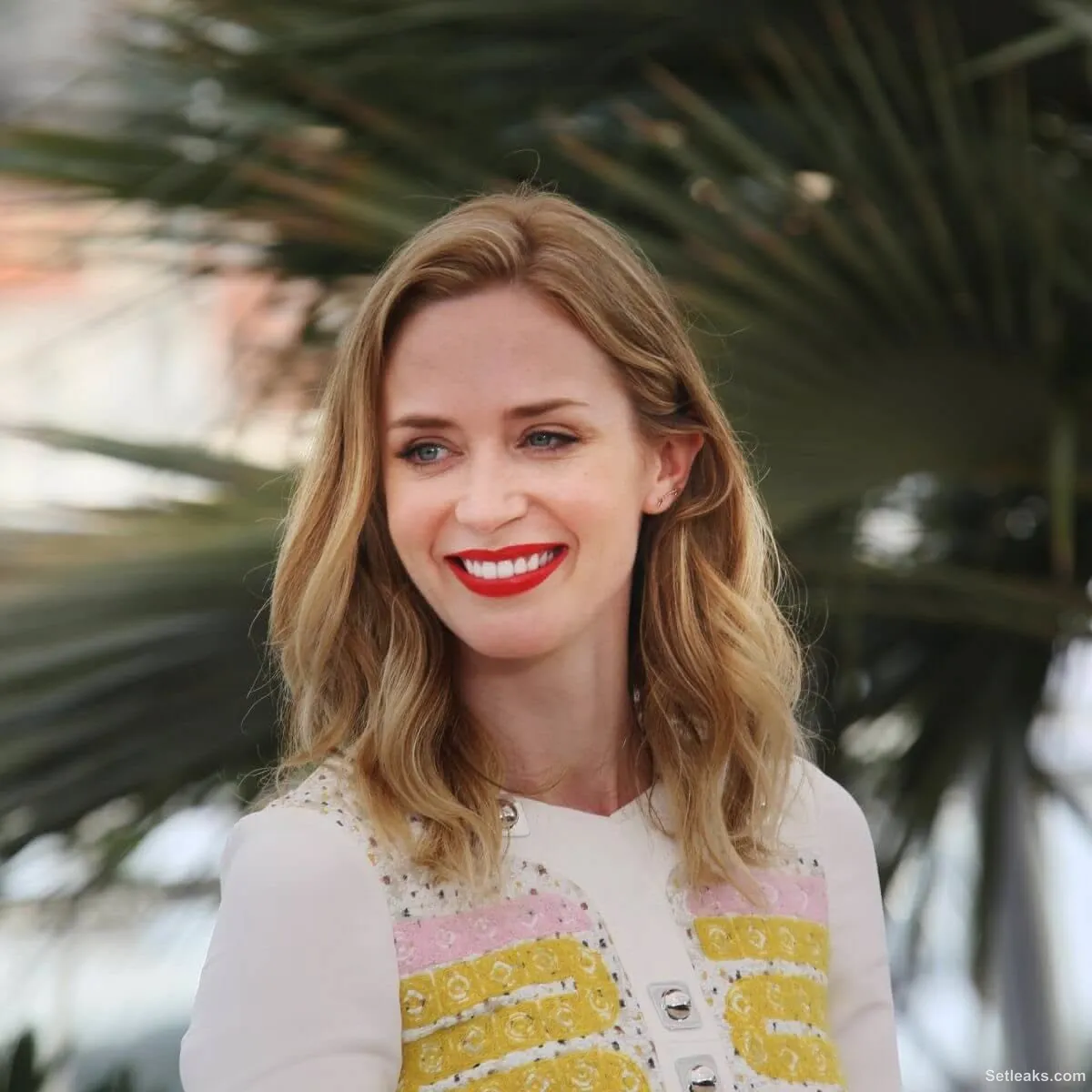 Celeb Reads: Emily Blunt Book Recommendations - She Reads