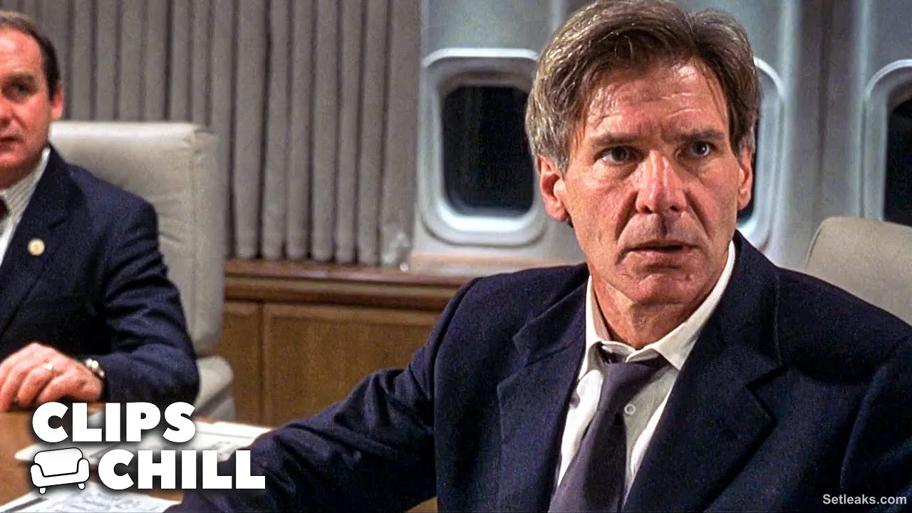 Secuestradores se apoderan del Air Force One | Avión Presidencial (Harrison Ford, Gary Oldman)