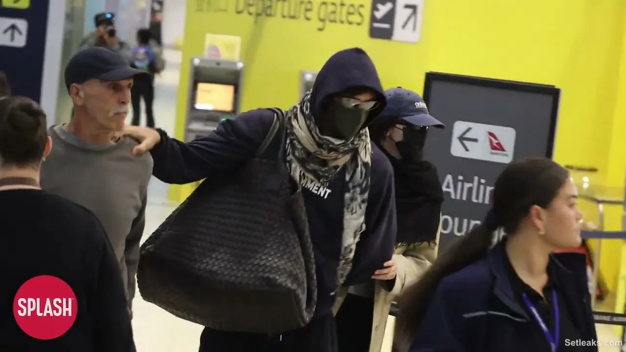 Jacob Elordi And Kendall Jenner Hold Hands As They Depart Brisbane Airport After A Byron Bay Getaway