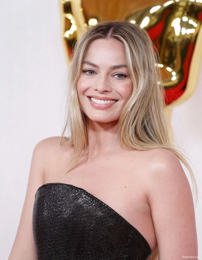 Margot Robbie et Jacob Elordi, duo de charme à l'avant-première de ...