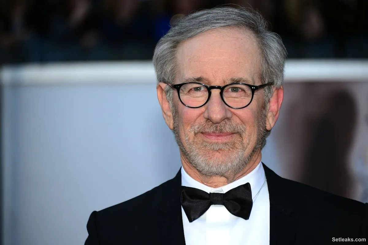 'The Dish': Fecha de estreno y reparto de la nueva película Steven ...