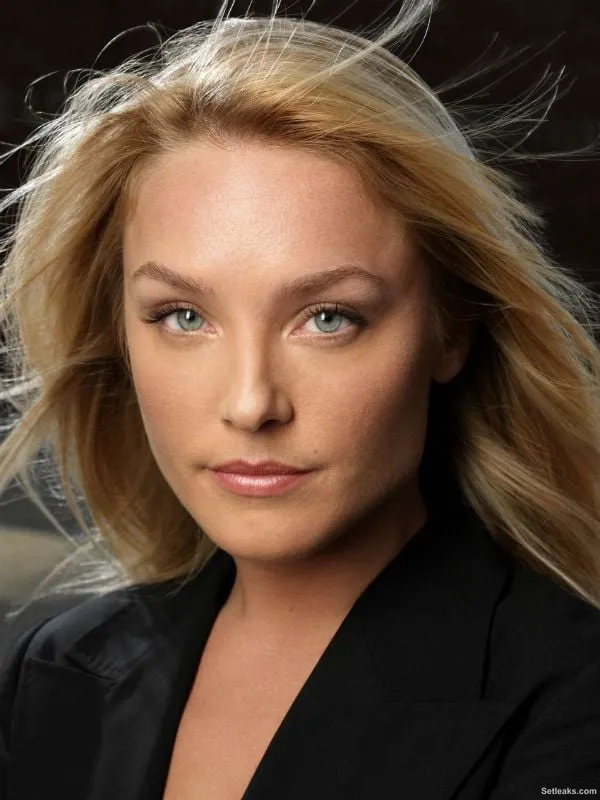 Elisabeth Röhm - SensaCine.com