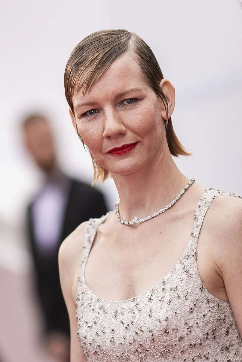 Meet Sandra Hüller - the undisputed European star of 2023 bringing ...