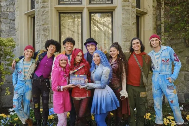 Descendants: Wicked Wonderland Review