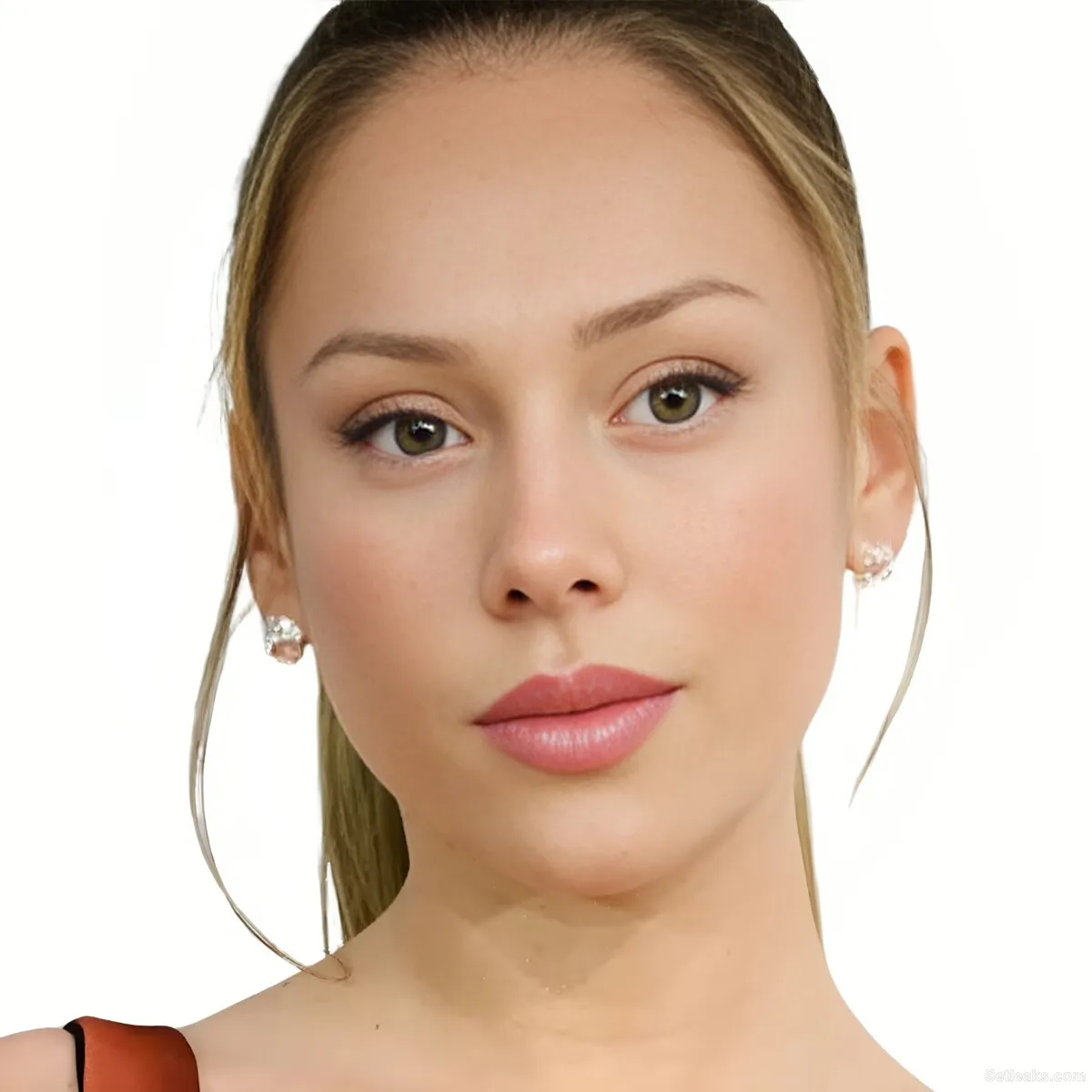 Ester Expósito - Biografía, Edad, Estatura, Fotos y Videos (2026)