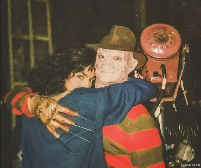 Big hugs behind the scenes of “Freddy's Nightmares” – @theboysandghouls on Tumblr