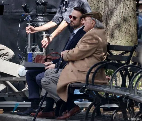 New look at Charlie Cox as Matt Murdock on the set of 'Daredevil: Born Again' : r/marvelstudios