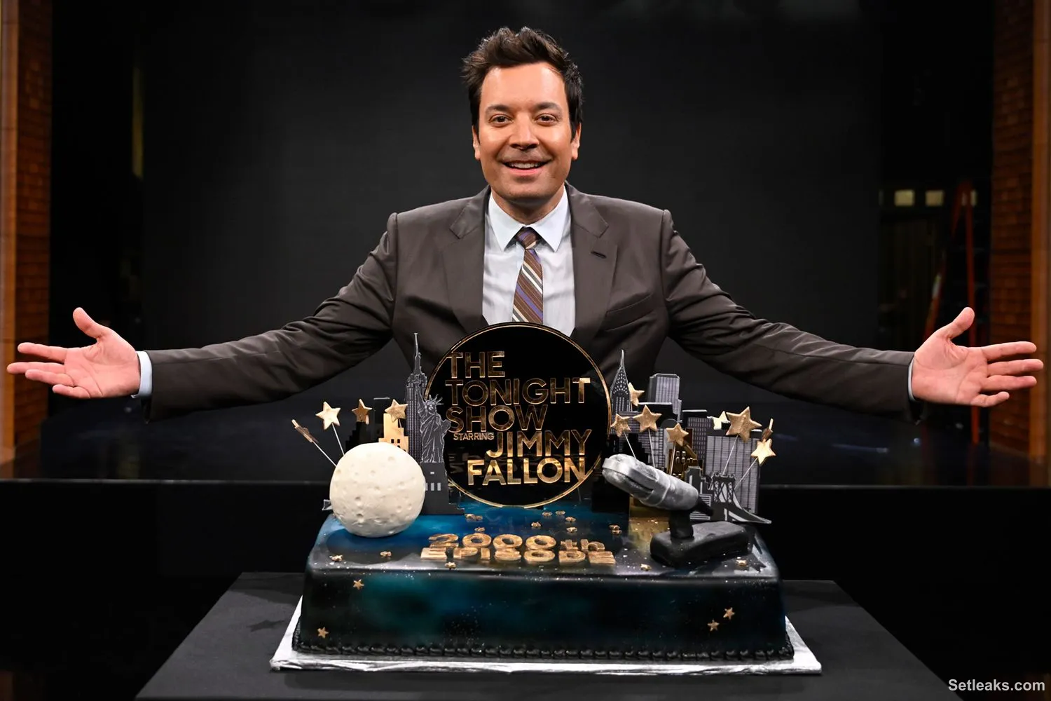 Behind the Scenes of Jimmy Fallon's 2000th 'Tonight Show' Episode (Exclusive)