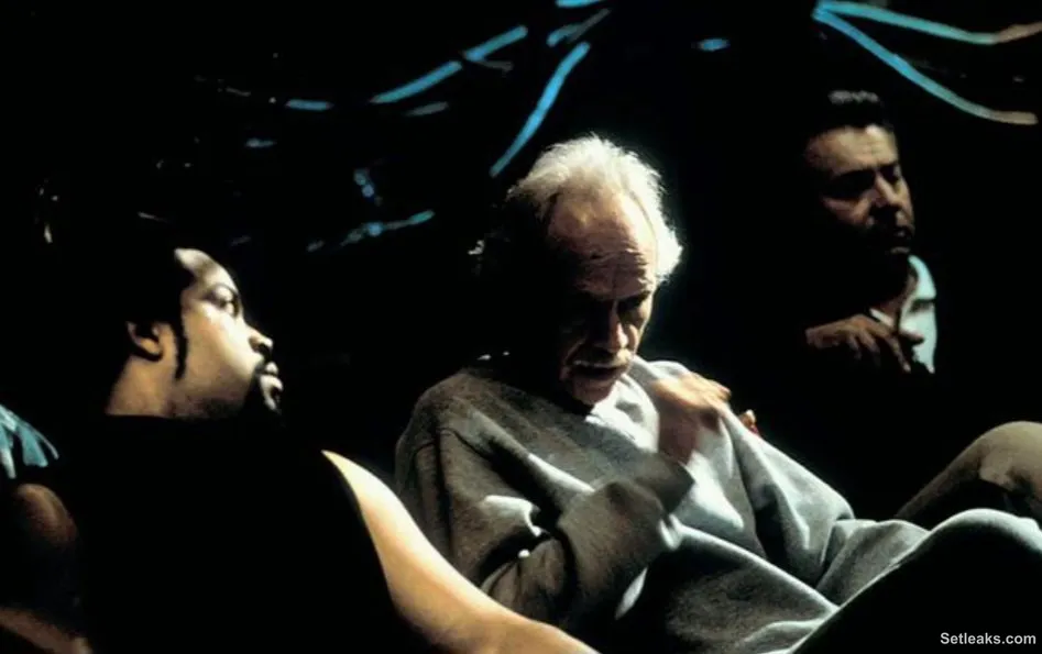 On set — Ghosts of Mars